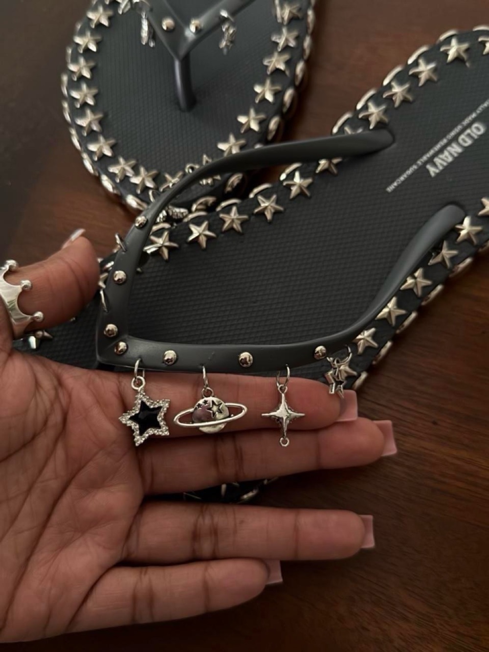 Custom Flip Flops ⭐️ - Picture 3 of 6
